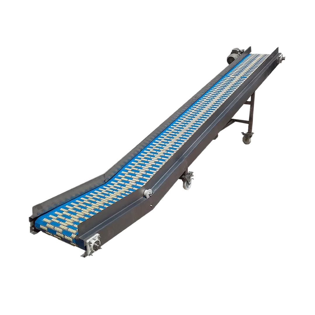 Cinta transportadora elevadora modular para snacks con banda plástica higiénica y estructura anticorrosiva.