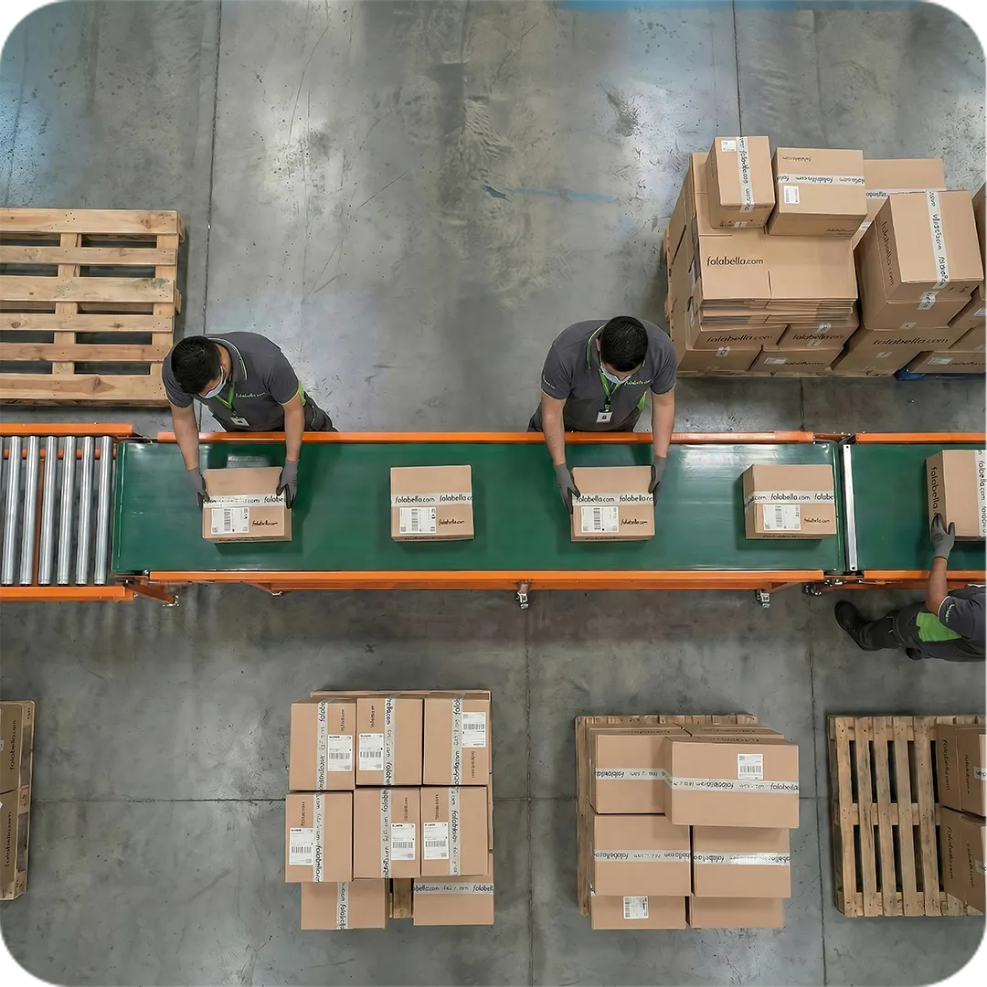 Transportador industrial para paquetería y e-commerce